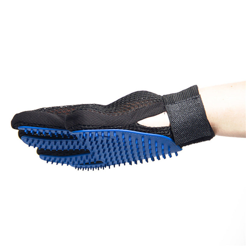 Pet Grooming Glove - Unleash the Shine, One Stroke at a Time